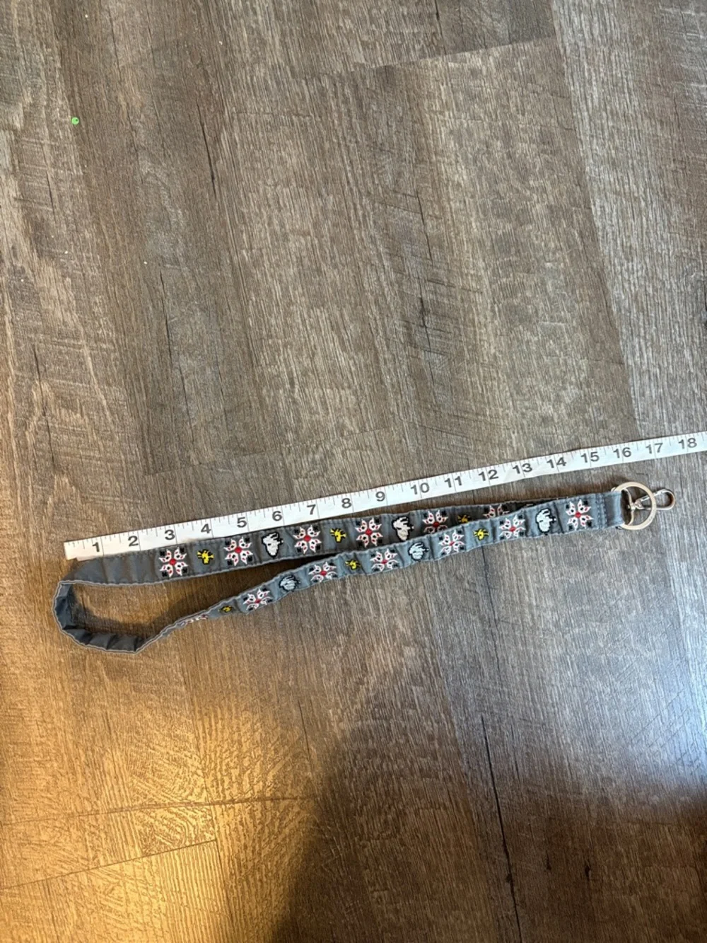 Vera Bradley Peanuts Gray Wide Lanyard Ski Slope Snoopy Woodstock ID Ring